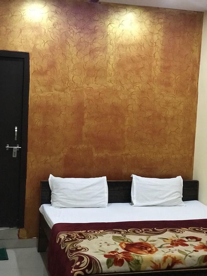 Hotel Atithi Galaxy Kánpur Exteriér fotografie